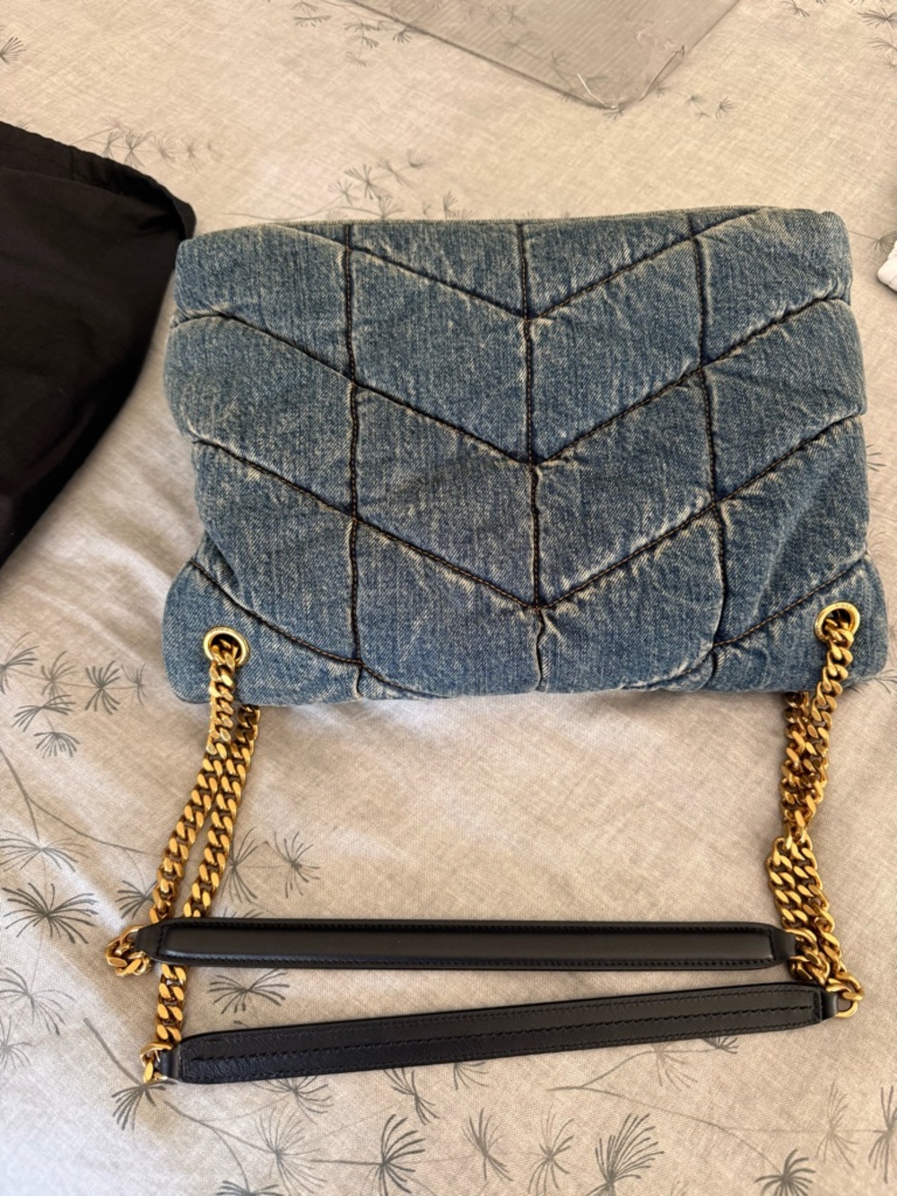 Saint Laurent Denim Medium Quilted Loulou - Picture 13 of 15